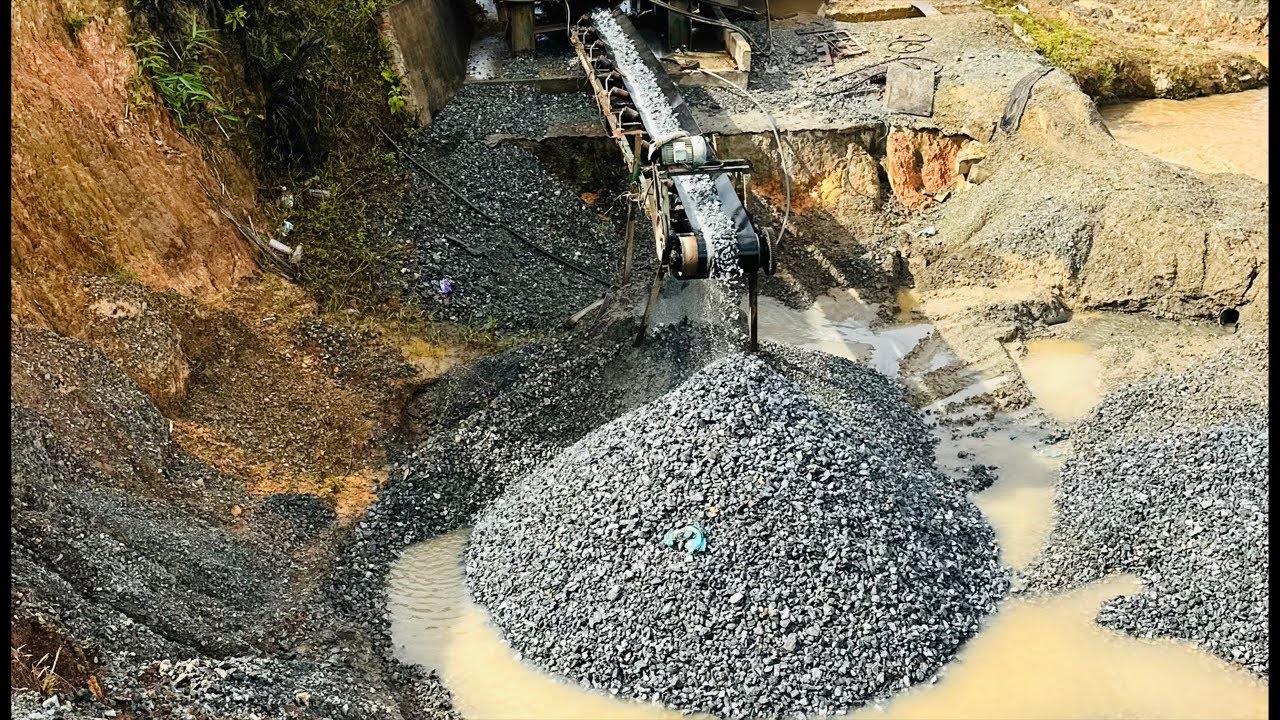 “This channel shares real heavy machinery work including excavators, loaders, and rock-moving.