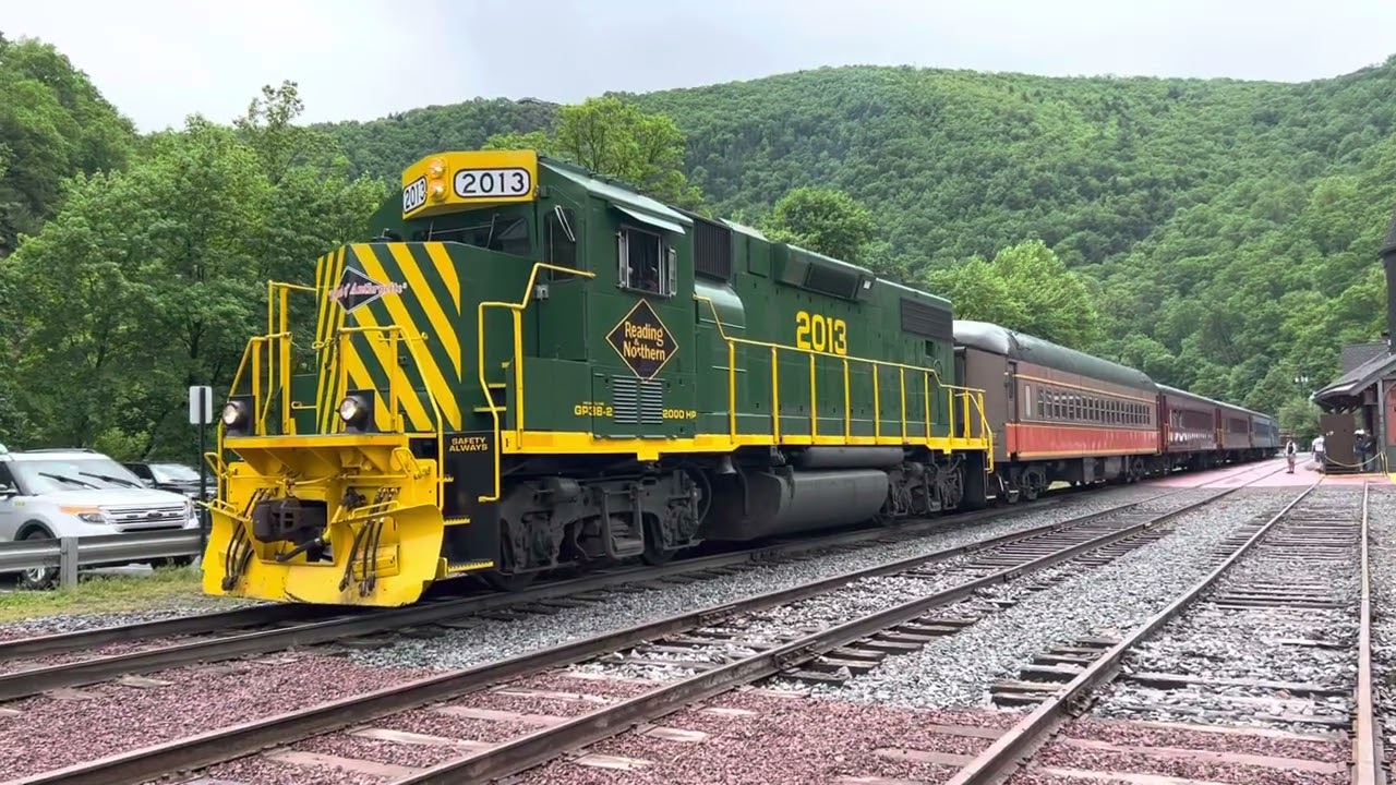 RBMN 2013 GP38-2 Leads a LGSR Passenger Train With a Awesome P5 Horn, At Jim Thorpe,PA!