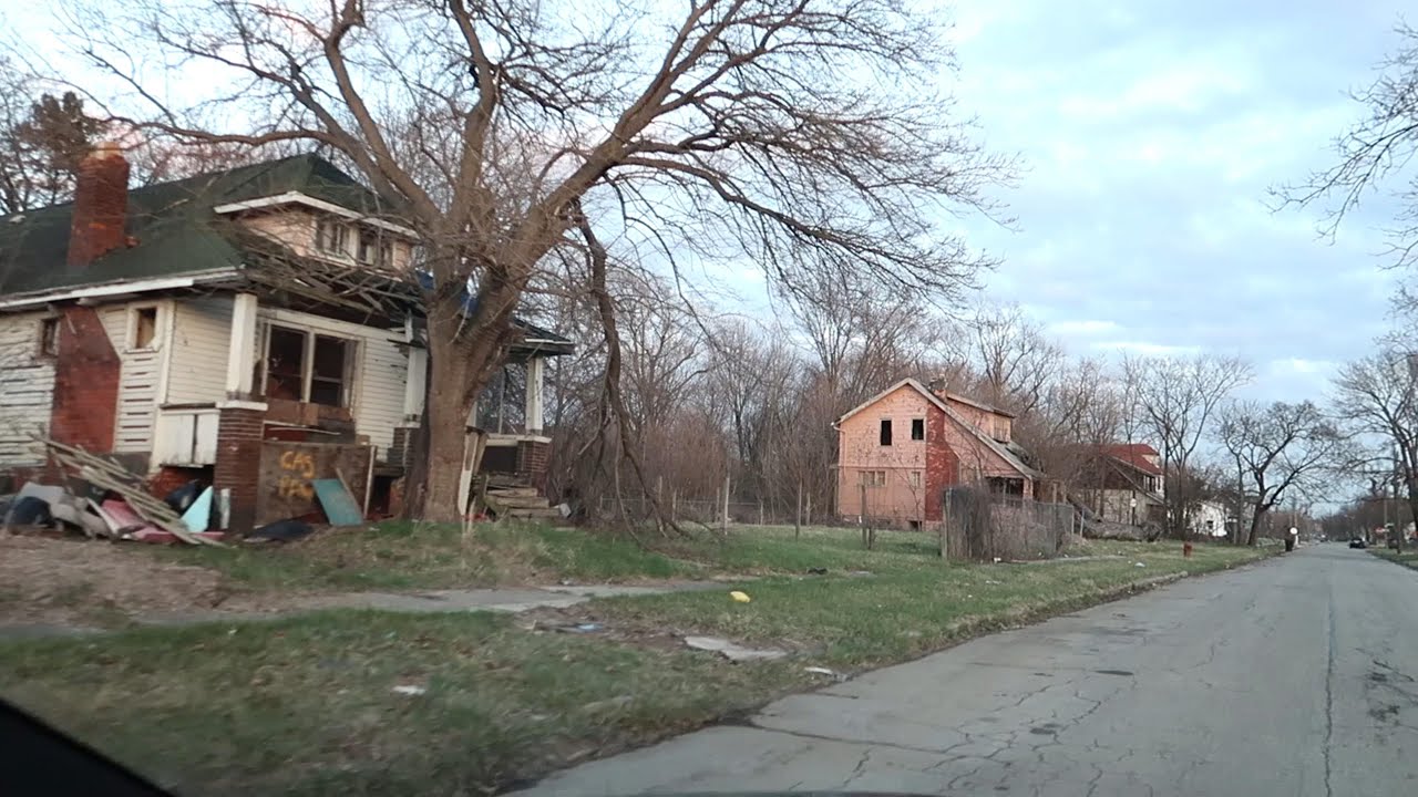 DETROIT'S SAD AND EMPTY EAST SIDE HOODS