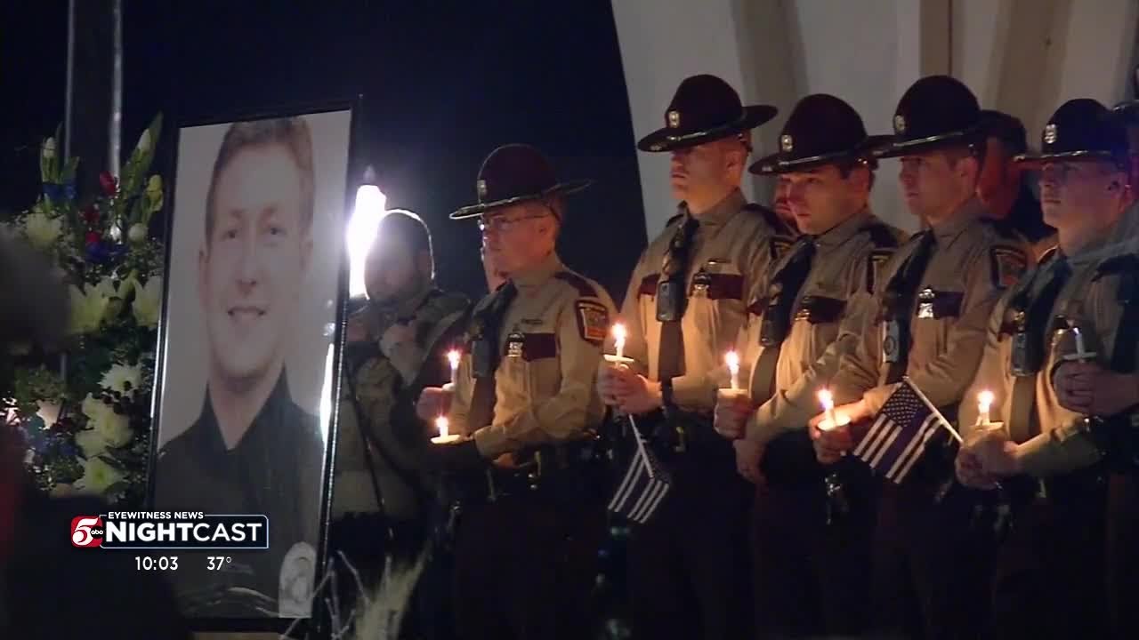 Officer Matthew Ruge honored at vigil in Wabasha on Wednesday evening