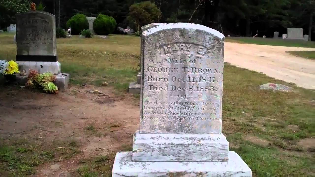 First Visit to Mercy Brown: The Case of the Last Rhode Island Vampire