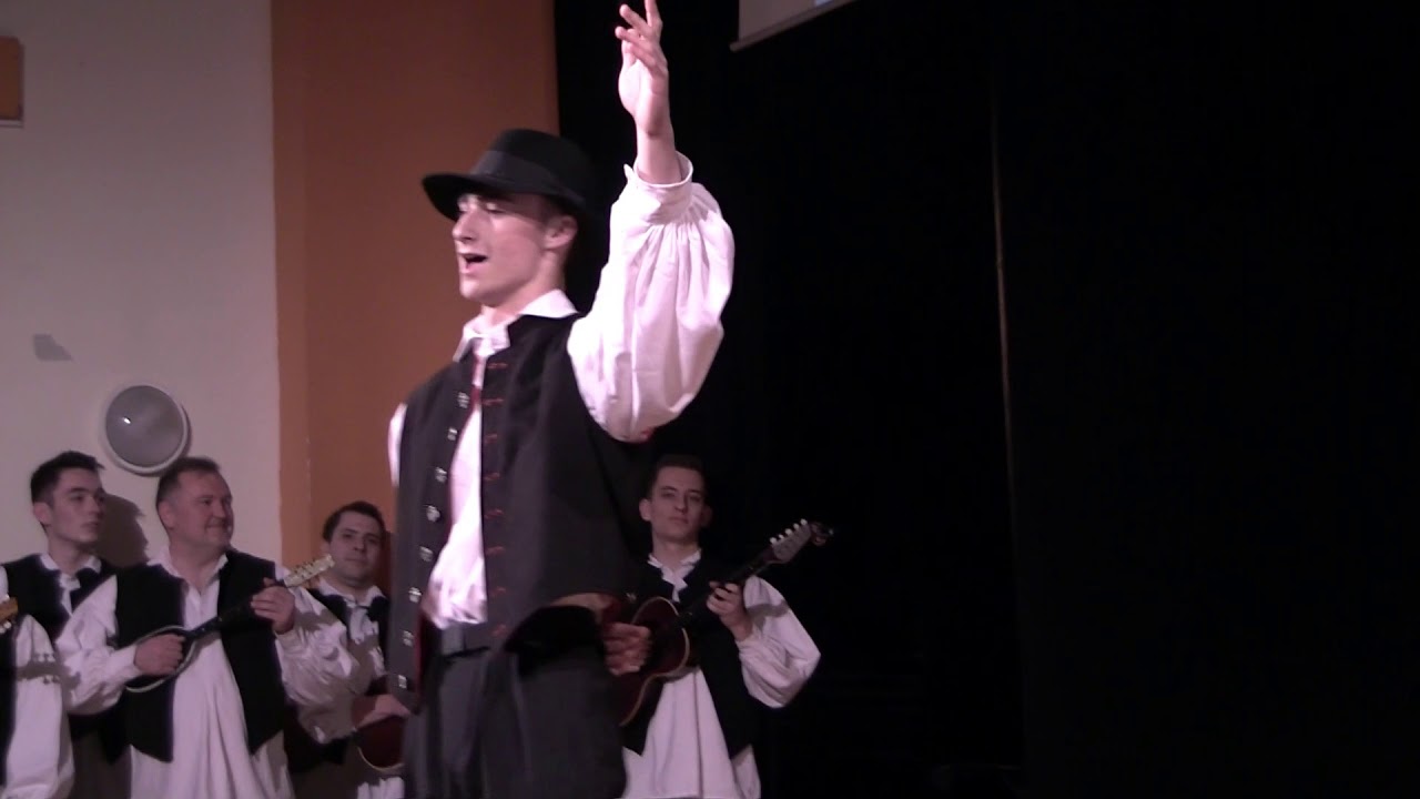Zagrebački folklorni ansambl dr.Ivana Ivančana , Zagreb  :  Kiritof  / Srednje Gradišće/
