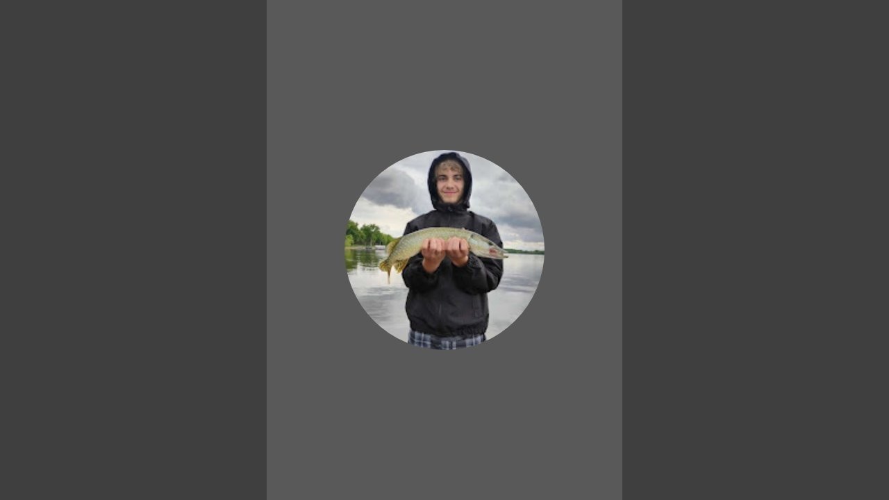 Playing fortnite and talking to chat