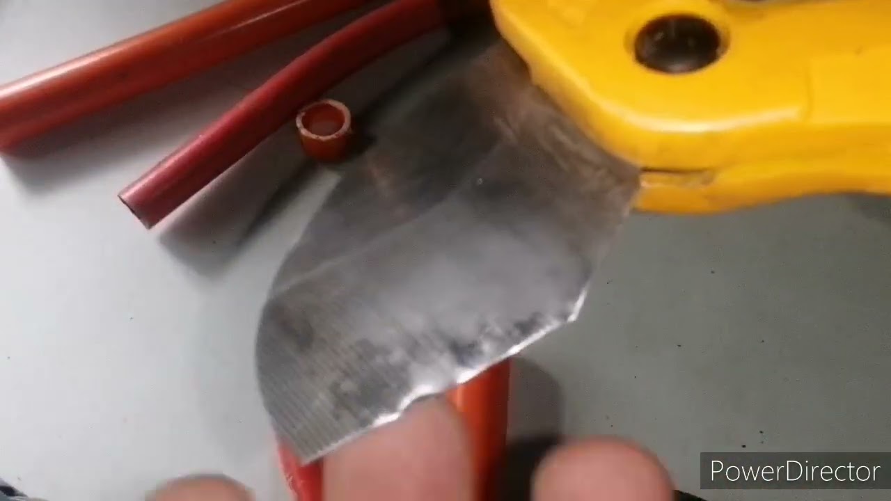 INGCO vs. LOTUS Pvc pipe cutter