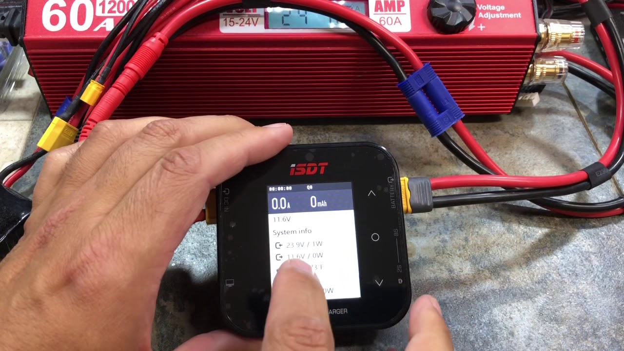 ISDT Q8 charger unboxing and initial thoughts