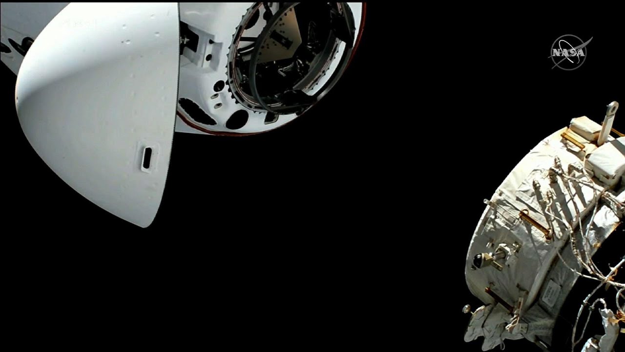 SpaceX tourist mission completes docking at ISS