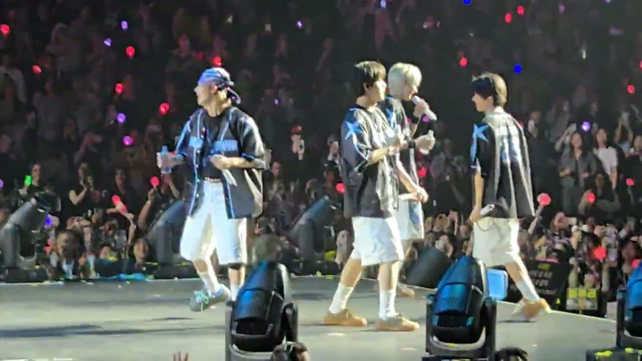 TXT ACT: TOMORROW Concert at Newark, Day 1: Happy Fools, Cats & Dogs, See you there tomorrow 