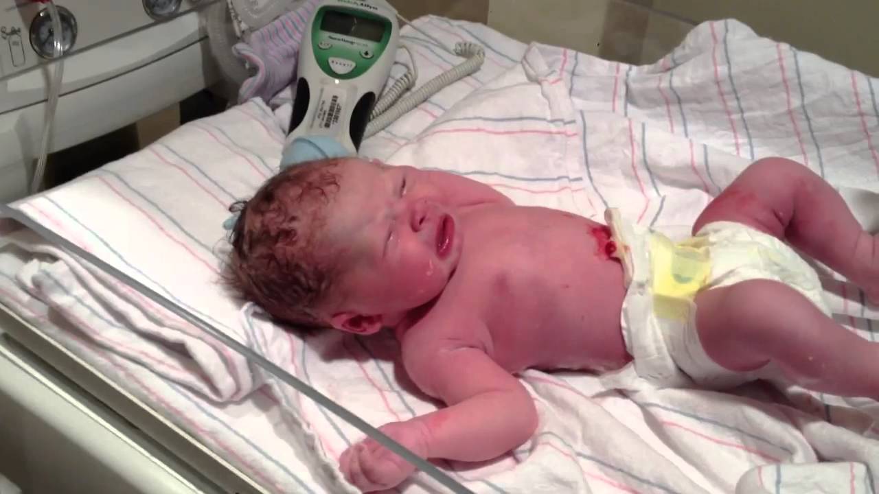 Moments after the birth of baby Isabella
