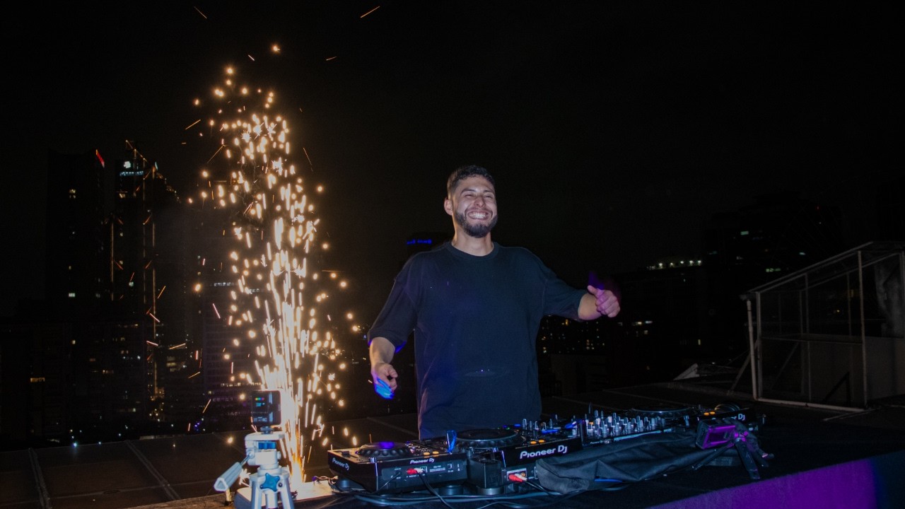 ANG3LLO PRES3NTS: Around The World 🌎 | Progressive House / Bass House DJ Set