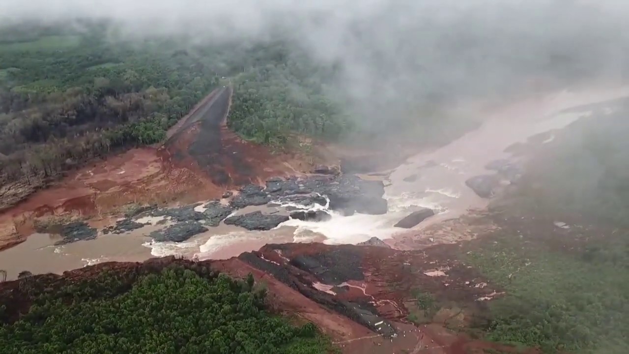 Xe Pian Xe Namnoy dam failure