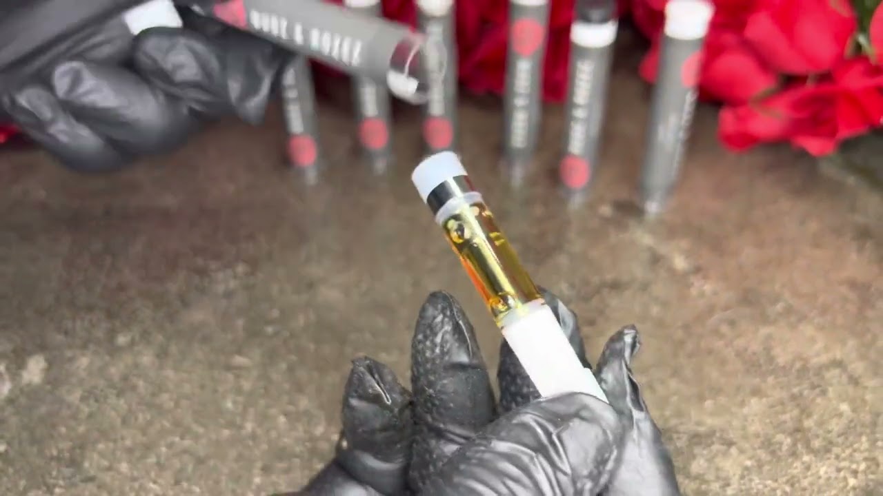 Budz and Rozez presents *HHC-O Carts* Very Potent
