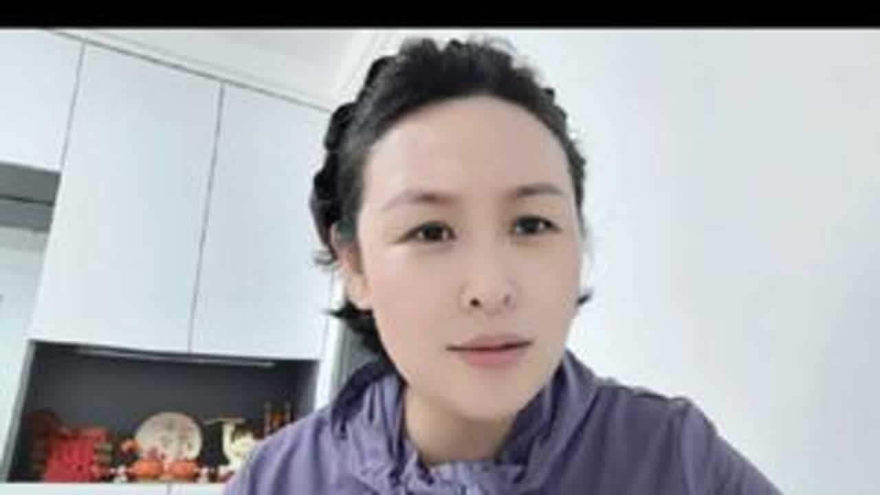 远房亲戚问我有多少存款我怕她借钱随便比划一下她竟然尖叫了起来#每日分享故事  #情感共鸣 #家庭情感#口播