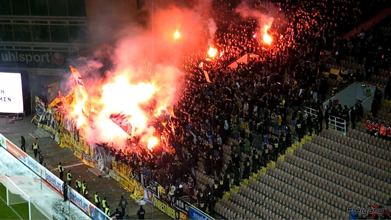08.02.13 / 1. FCK - SG Dynamo Dresden