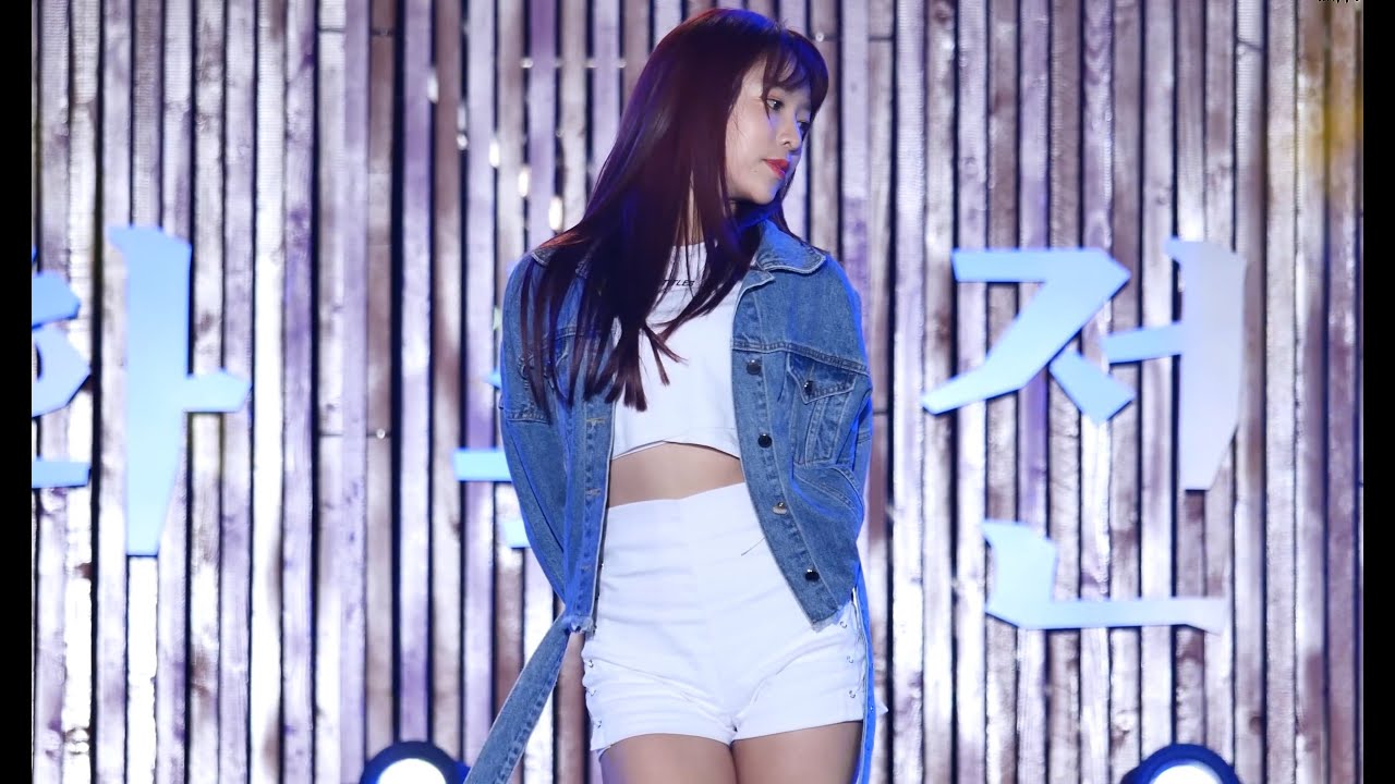 에이프릴 양예나 직캠 4K ‘MAYDAY’ (APRIL YENA FanCam) @ 양산 181012