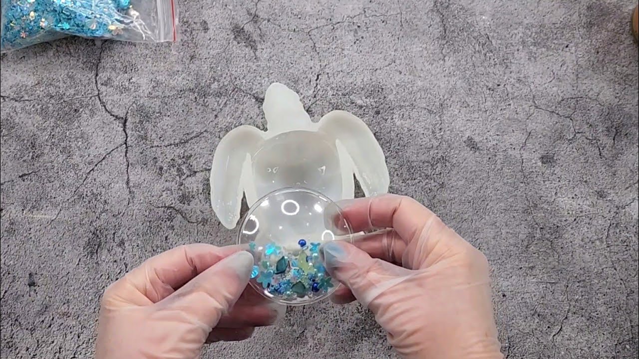 #2026 This Resin Shaker Turtle Turned Into A Snowglobe 🐢