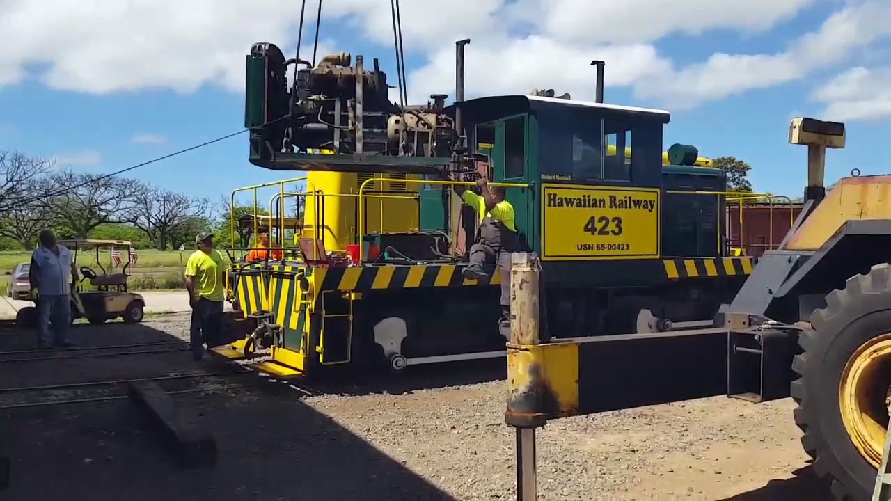 Hawaiian Railway Society - Locomotive 423 Engine Removal