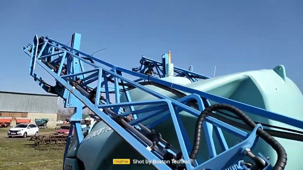 Прицепной опрыскиватель Berthoud Tracker 3200 экспресс-обзор от Павла Лавриненко