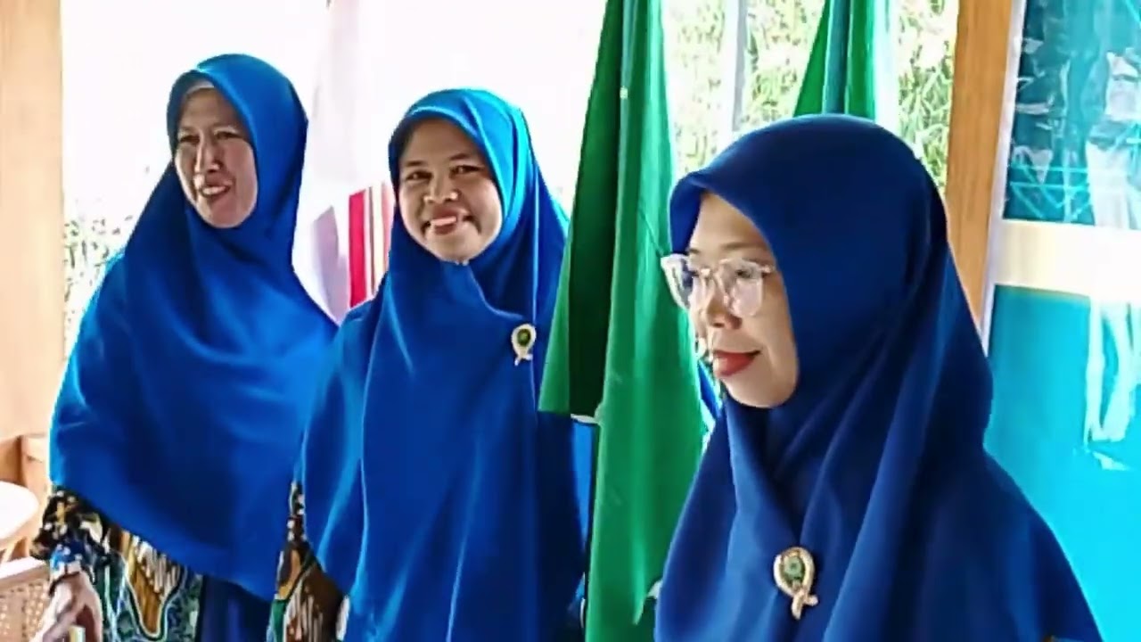 Wisuda Day Care Lansia PCA Sumberlawang Angkatan 1
