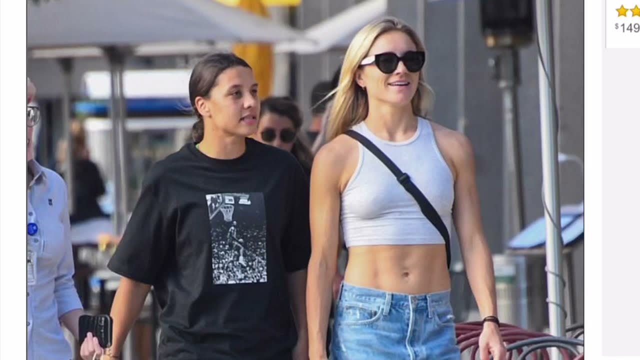 KRISTIE MEWIS & SAM KERR STUN IN SYDNEY WITH DATE NIGHT!! KRISTIE BACK TO THE UK?? END OF AN ERA