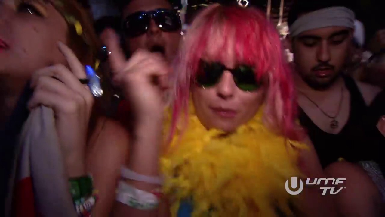 Sander van Doorn, Martin Garrix, DVBBS ft. Aleesia - Gold Skies (Live UMF Miami 2015)