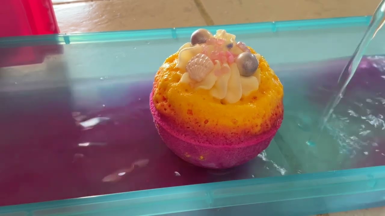 Mika channel how to do a bath water show ￼