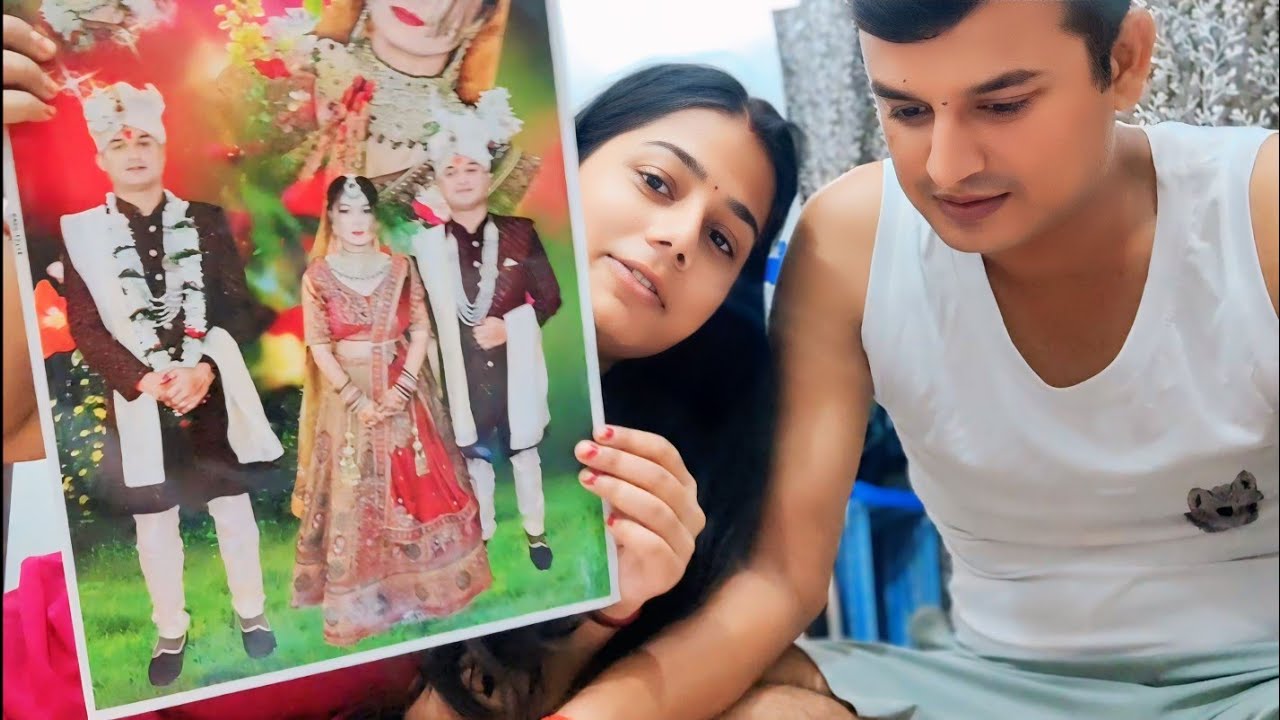 चलो आज मैं आपको शादी का एल्बम दिखती हूँ #babididi #vlog #viralvideo #trending #shadi #familyvlog 