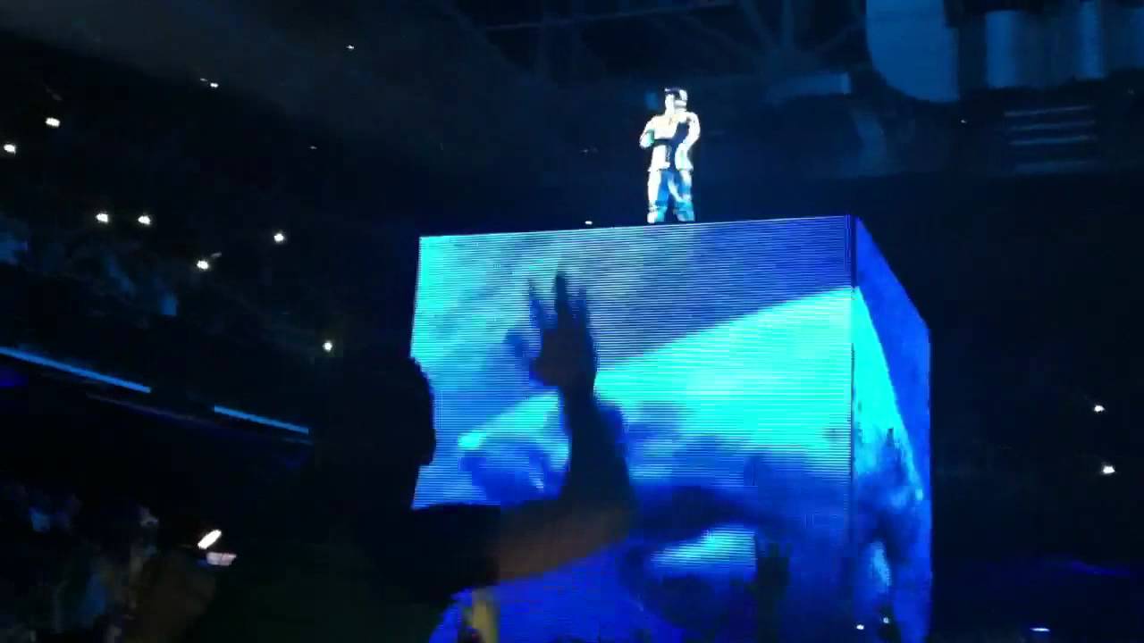 Jay-Z & Kanye West (watch the throne) intro @ O2 Dublin H.A.M & who gon stop me