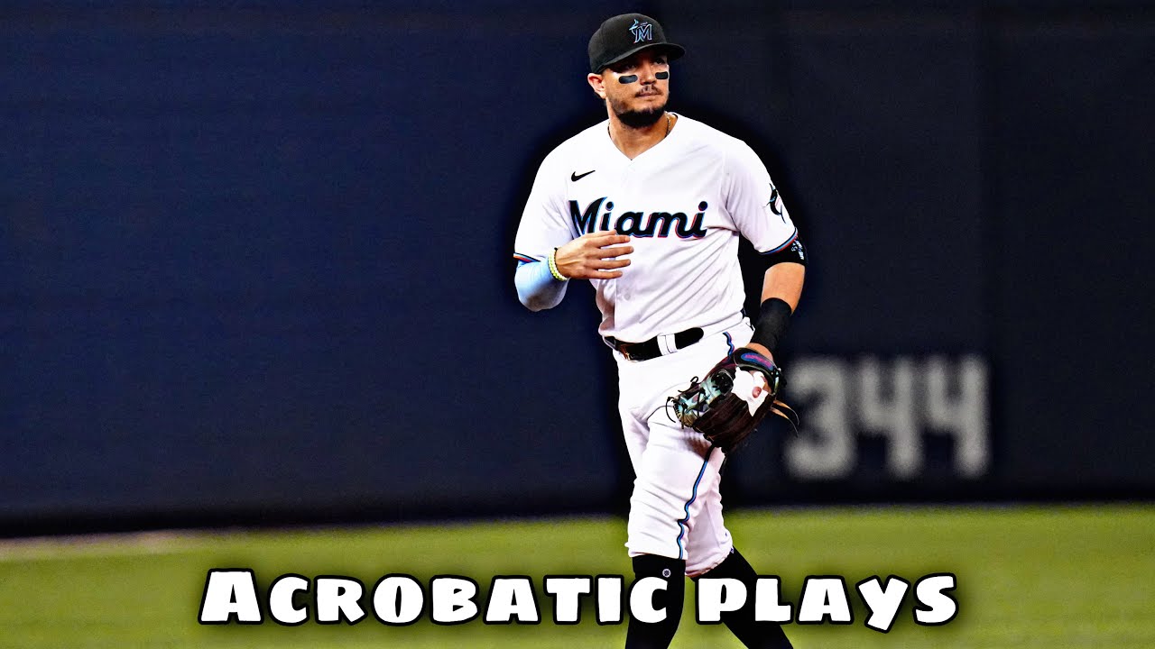 MLB // Miguel Rojas Acrobatic Plays