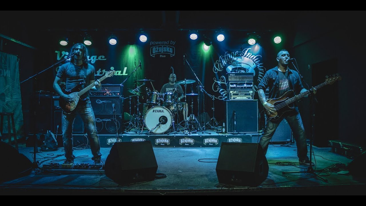 Side Effects - Diversion (live at Vintage Industrial Bar)