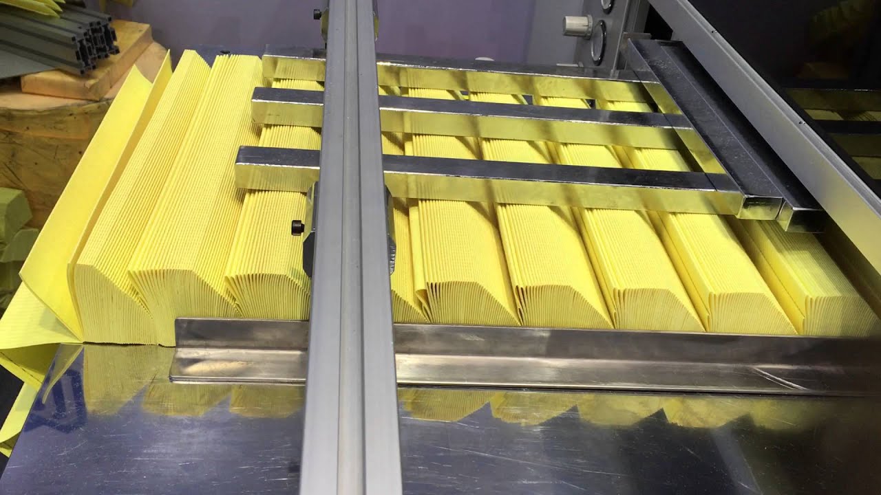 Full-auto High Speed CNC Knife Paper Pleating Machine for high and low pleats
