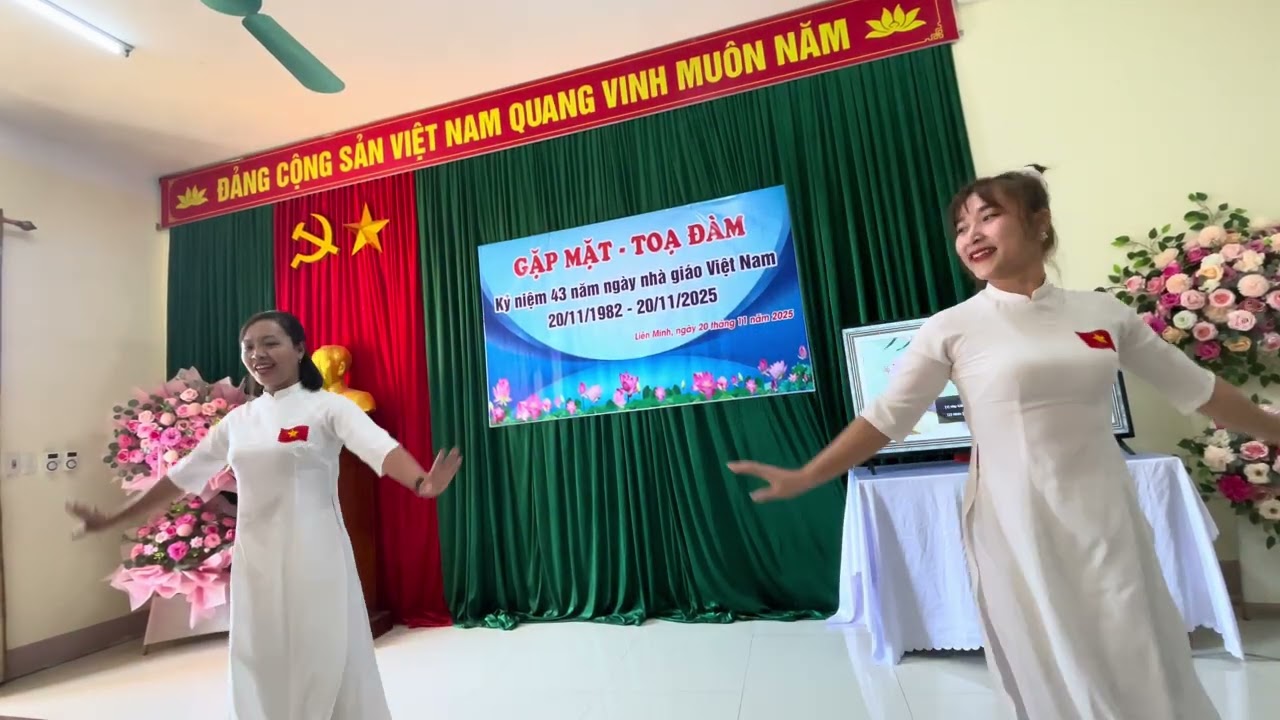 Múa 20/11 LK bụi phấn, bài ca người GV ND