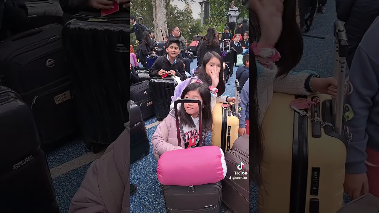 Hannah goes camping in Canberra with school #cắmtrại #camping #canberra #schoolcamp