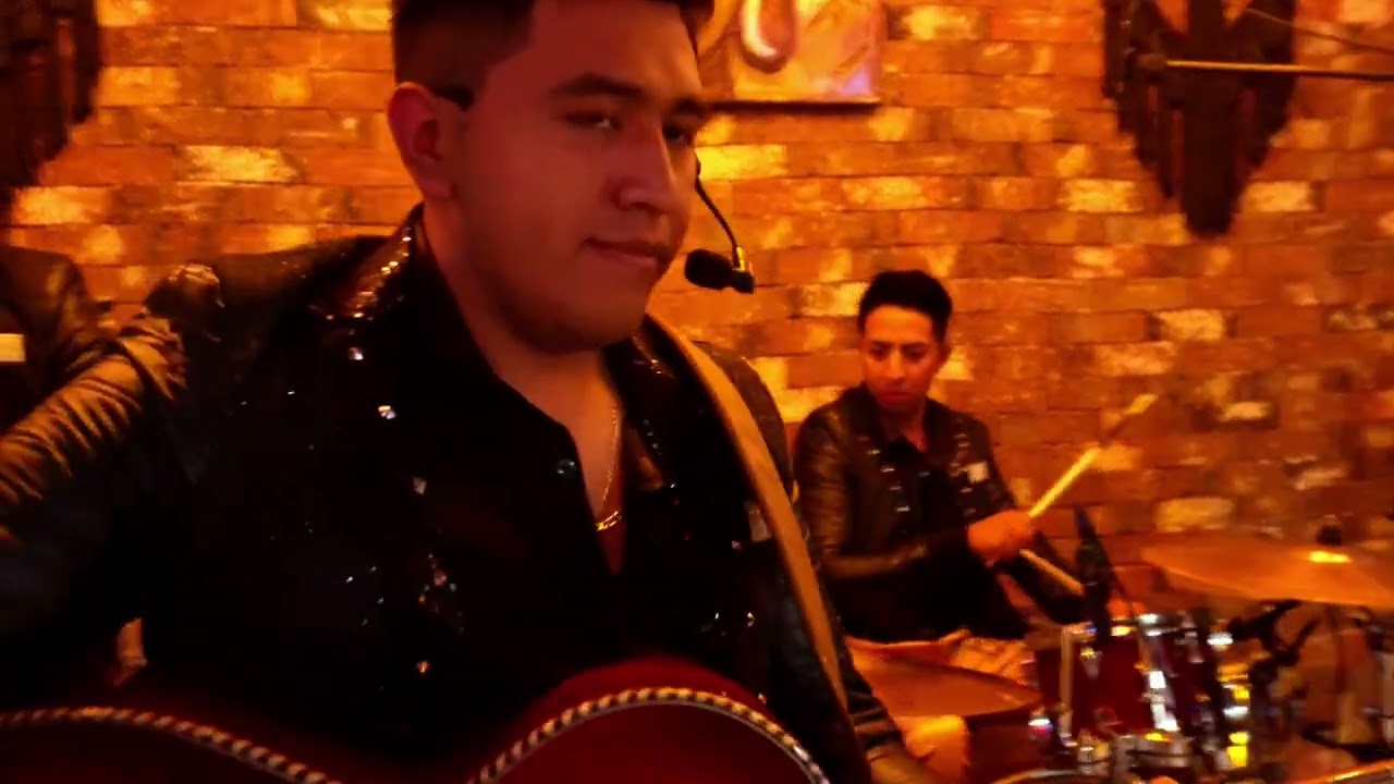 365 días y Que se Parezca a. Ti (cover) Gerardo urapo y su Norteño Banda