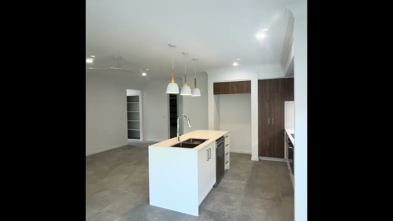 27 Boomi Ave, South Maclean - Walk Through