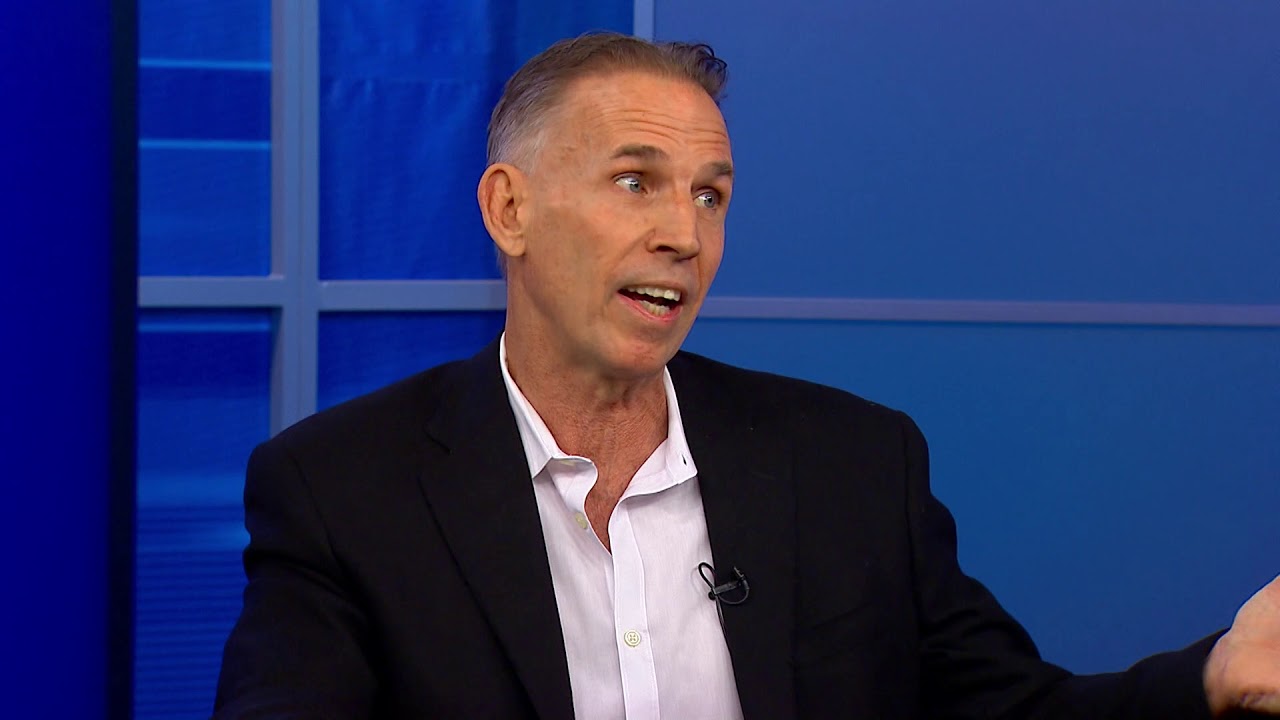 How to Get Las Vegas Deals and Discounts with Anthony Curtis (Las Vegas Hotel Deals)