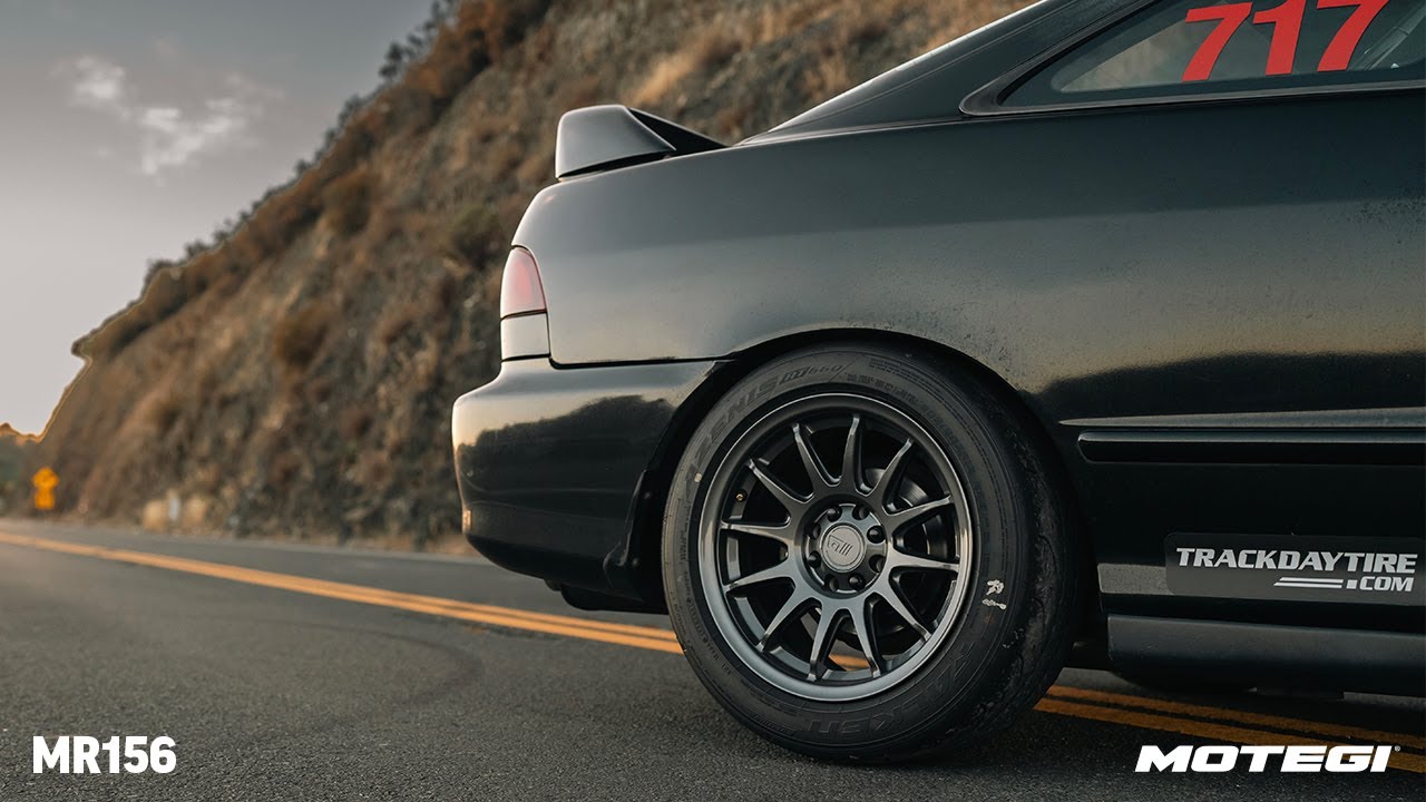 Motegi MR156 S12 | 15x8 | Gloss Gunmetal | Acura Integra
