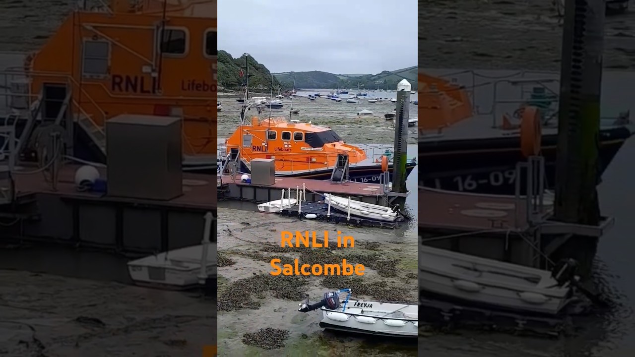 RNLI in Salcombe 