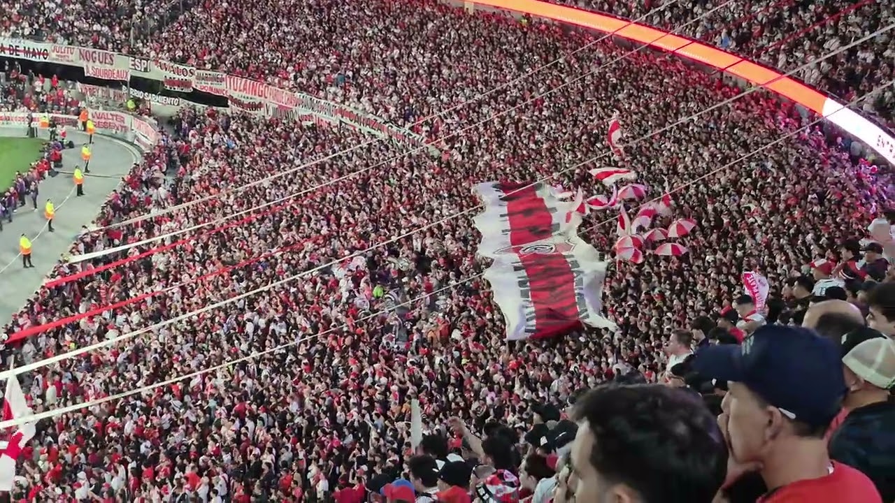 Jugadores, no pensar en que boliche ir a bailar 
