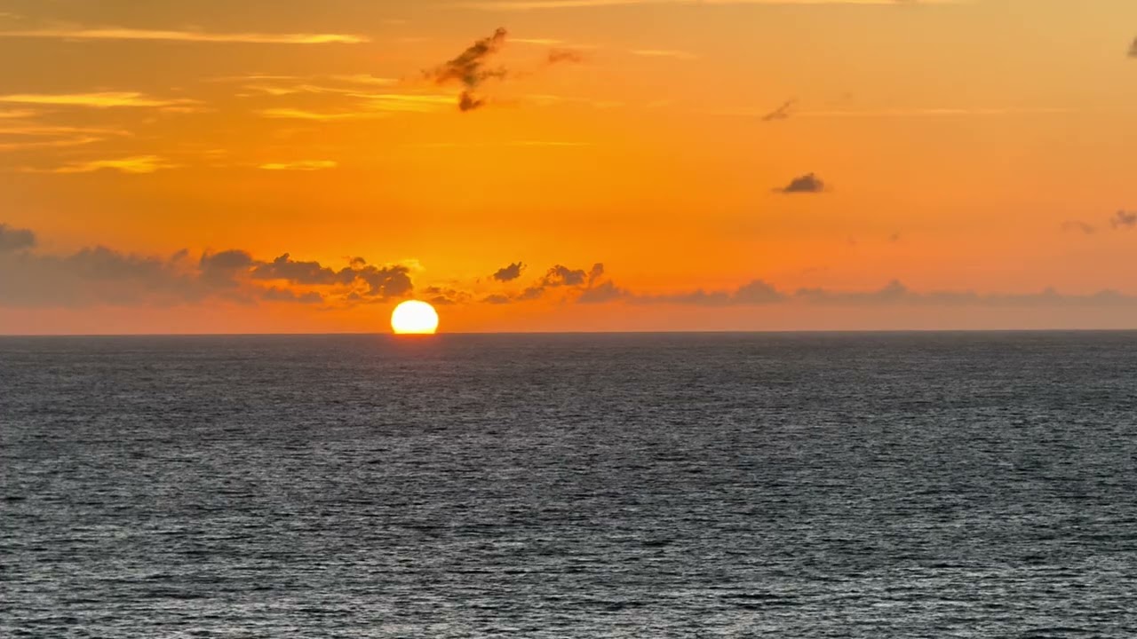 One Minute Wave Peace: Sunrise in Fort Lauderdale, FL