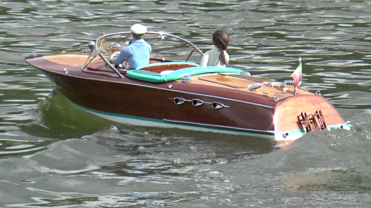 Le Riva Ariston de Philippe - LACMN 2016 RC - Modèle réduit radiocommandé maquette bateau
