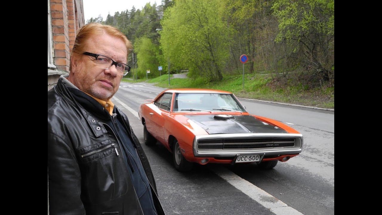 Heikki Silvennoinen ja Dodge Charger