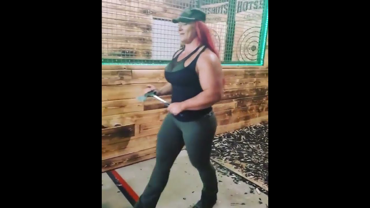 OMG 😱 Female Bodybuilder 💪 Hit The Target 🎯 With Axe 🪓|Abbas Fitness Warrior
