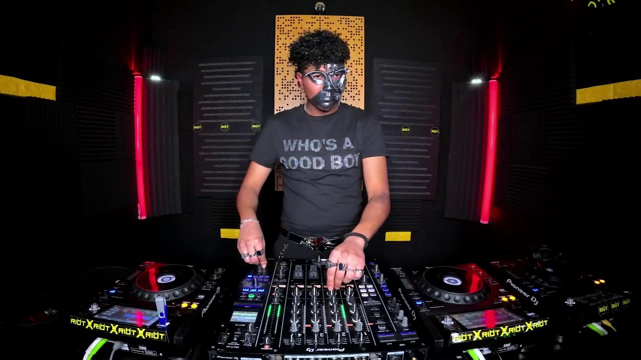 Kill The Silence - Hard Trance / Psytrance Dj set - 491 - Riöt.scampia