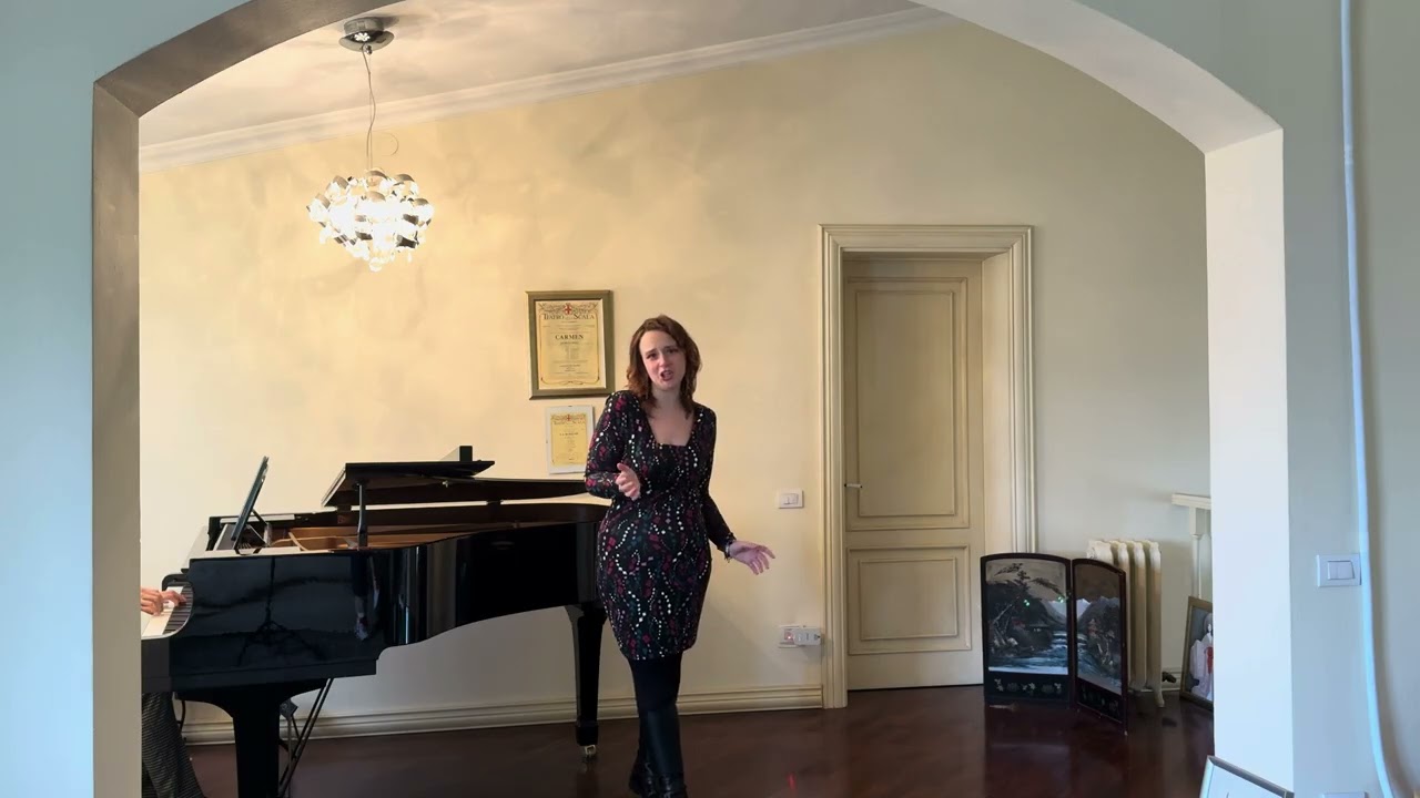 G.Rossini- Il Turco in Italia: Non si dà follia maggiore. Soprano: Ilaria Casai 