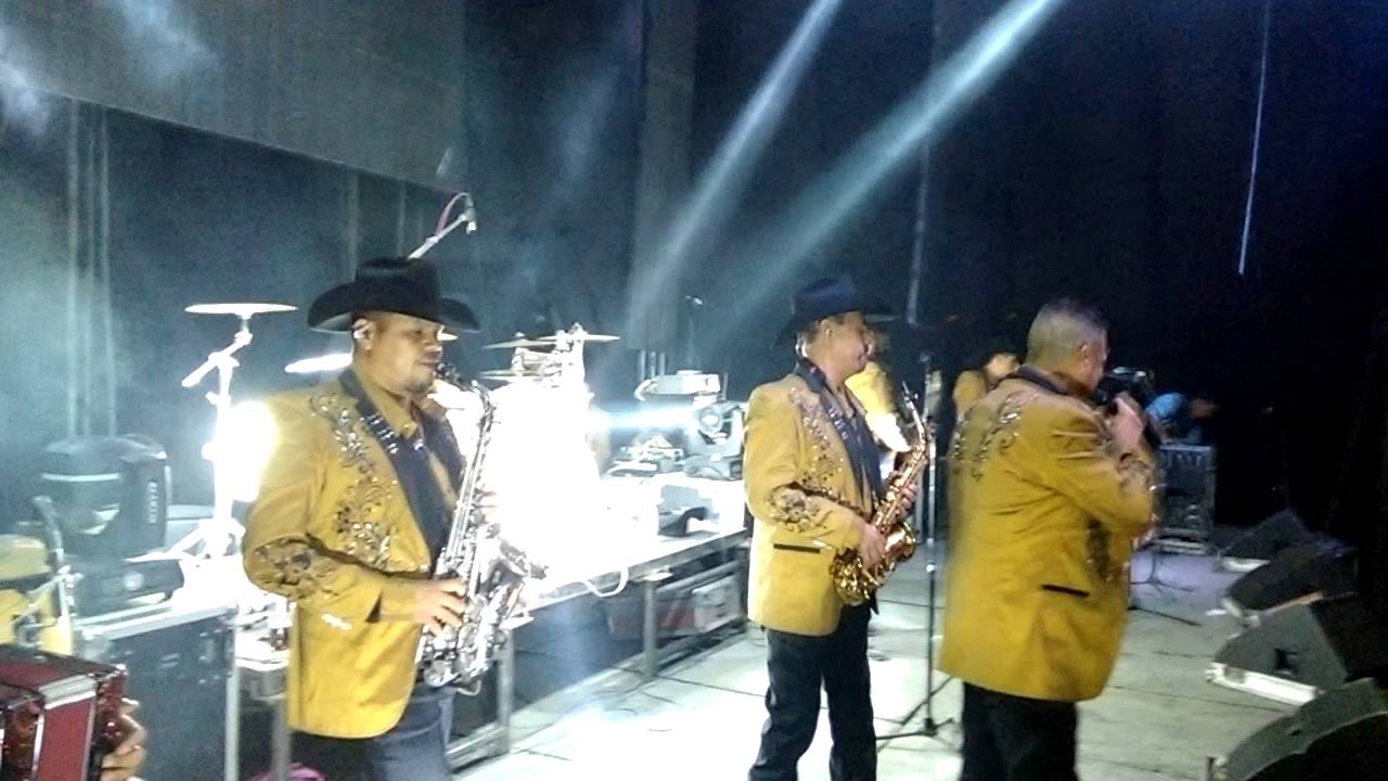 Conjunto Río Grande popurrí cascabel-pavido nacido