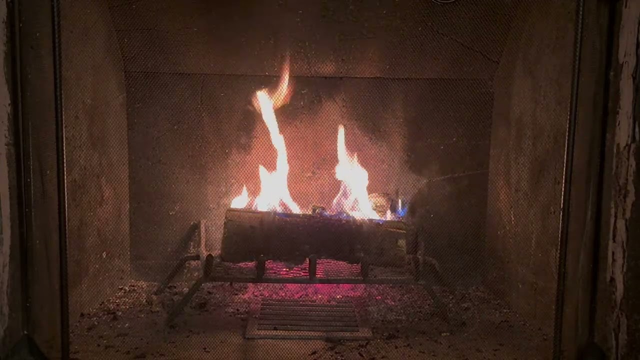 Real Crackling Fireplace ASMR / Cozy Fireplace Sounds for Sleep & Relaxation