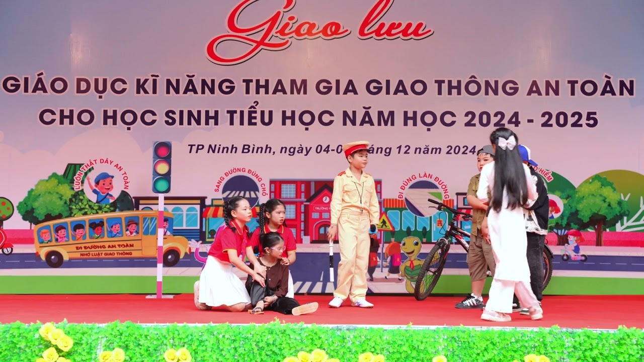 Kịch an toàn giao thông trường tiểu học Quang Trung