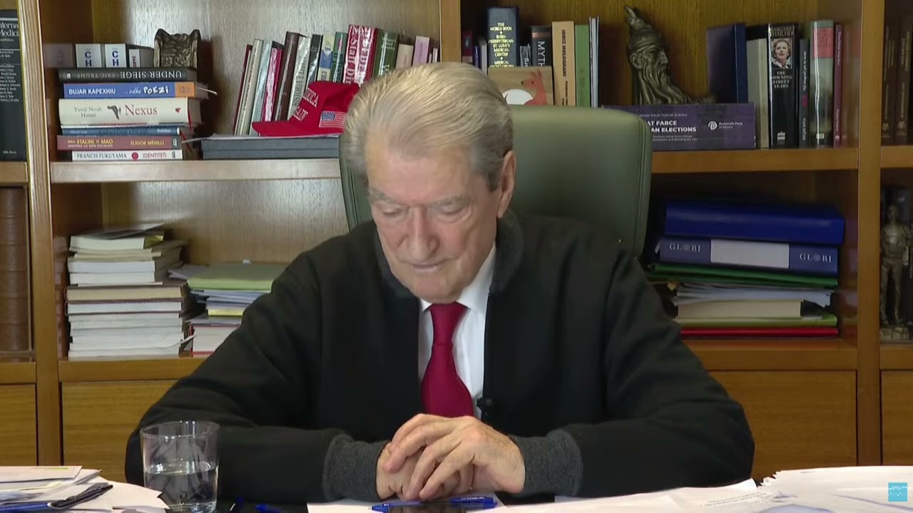 Top Channel/ Berisha bashkëbisedim me qytetarët: Kjo qeveri e lidhur me krimin, japin leksione...