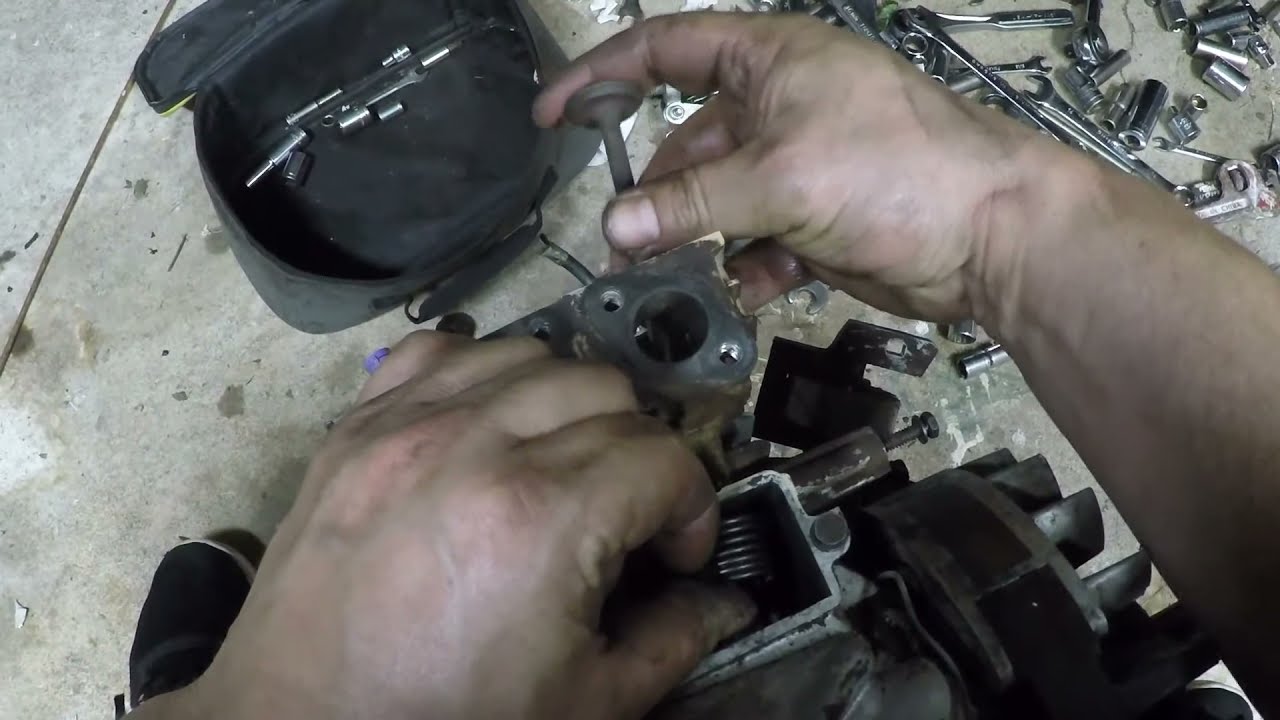Briggs and Stratton easy diy valve spring compressor