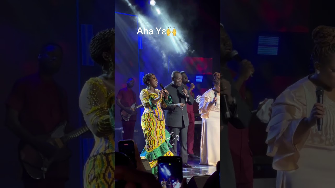 Moment Diana Hamilton, Elder Mireku & Ntokozo Mbambo performed Aha Yɛ